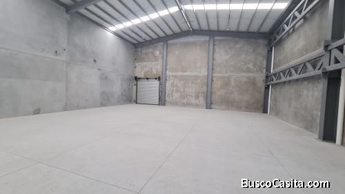 Bodega Industrial en venta en construcción en Amatitlán