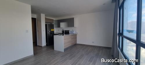 PARQUE 10 APARTAMENTO RENTA TRES HABITACIONES Z. 10