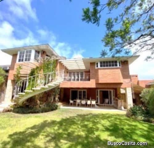 Casa en Venta en Las Luces, Carretera a El Salvador