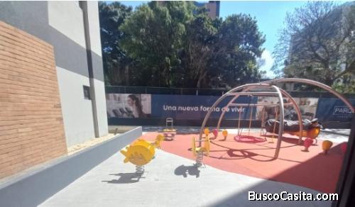 Apartamento de 3 habitaciones con piscina zona 10 area cercana a Diagonal