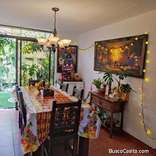 Casa en venta en residenciales La Joya en #SantaLuciaMilpasAltas