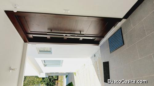 Vendo moderna casa en La Joya CAES