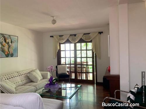 Vendo Casa sobre Carretera a Muxbal km 13.5 doble garita de seguridad