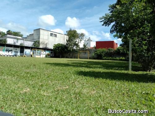 TERRENO SOBRE BOULEVARD PRINCIPAL EN  SAN CRISTOBAL, Zona 8 de Mixco