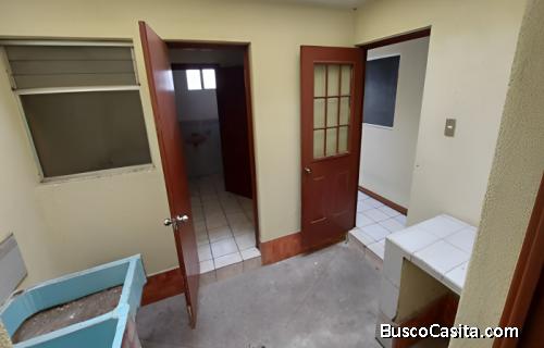 Casa en Venta en San Cristobal Mixco 