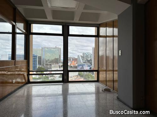 OFICINA EN RENTA ZONA 4, SOBRE LA SEPTIMA  AVENIDAMUNDO INMOBILIARIO