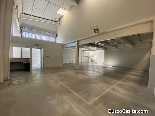 OFIBODEGA RENTA AV. PETAPAMUNDO INMOBILIARIO