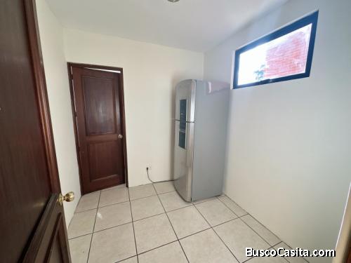 APARTAMENTO EN RENTA EN ALTOS DE SANTA CLARA ZONA 10