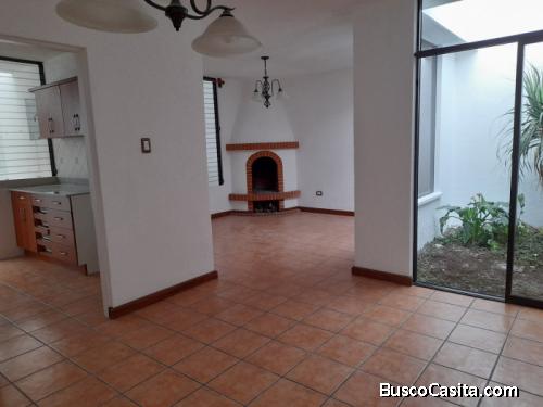 En venta, CityMax Antigua ofrece casa en condominio en choacorral