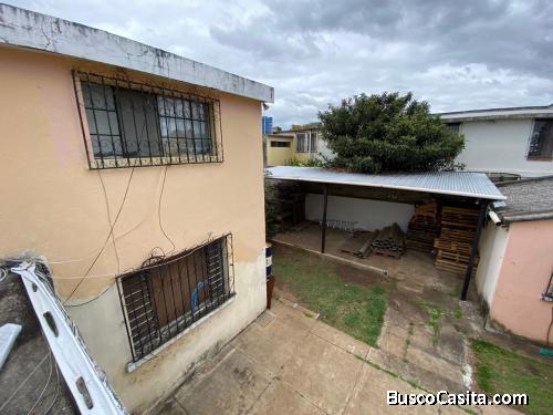 Casa grande en venta en San Cristóbal Sector B1