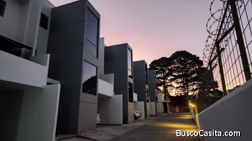 RENTO CASA ZONA 16 LA MONTAÑA