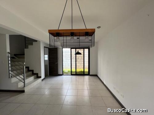 Casa en venta en Condominio Alika Km. 16 CAES Cañadas de Arrazola