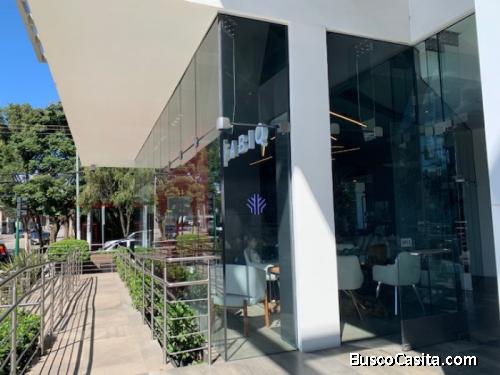 RENTO LOCAL COMERCIAL EN ZONA 10