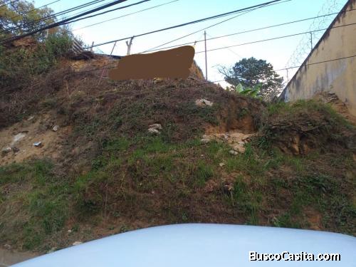 En venta, Citymax Antigua ofrece terreno a orilla de carretera de la Antigua