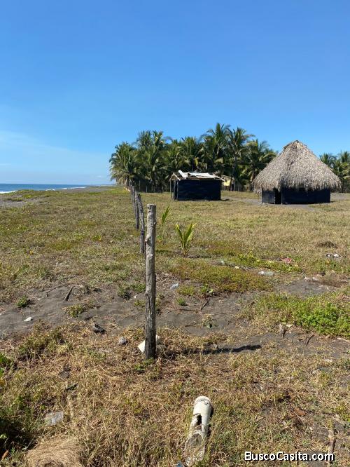 TERRENO A ORILLA DE PLAZA, MONTERRICO