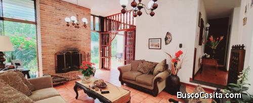 Hermosa casa en Villa Sol zona 12