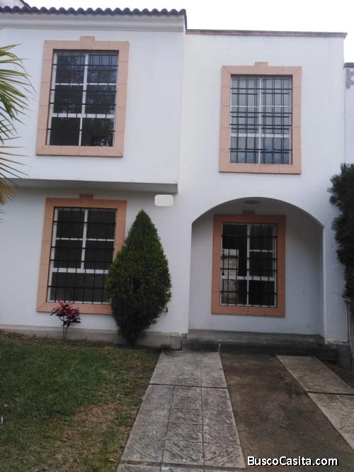 CASA EN VENTA EN VILLA NUEVA SANTA CLARA RES. LAS MAGNOLIAS 