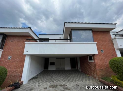 Casa en venta en Villa Canales