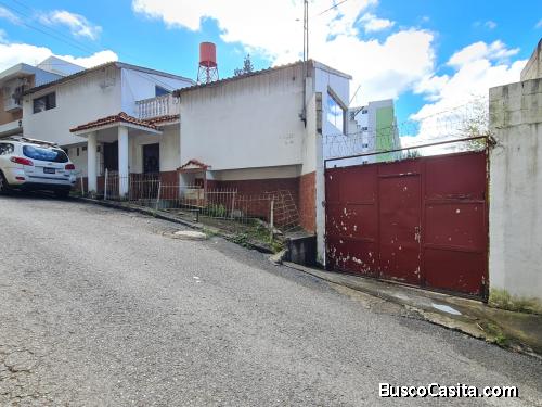 CASA EN VENTA SABANA ARRIBA Z. 17 TERRENO GRANDE FUERA DE GARITA