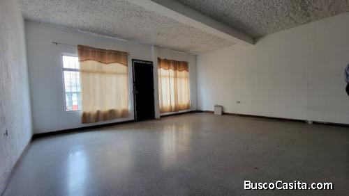 CASA DE 4 NIVELES EN VENTA ZONA 2