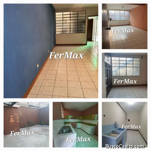 ALQUILO  casa en Kaminal Juyu,  zona 7.  IDEAL PARA OFICINAS.  fuera de garita 