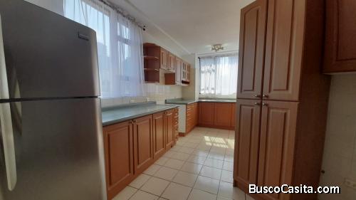 RENTO APARTAMENTO ZONA 13