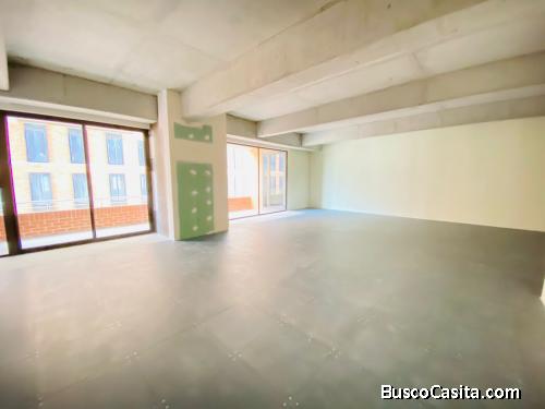 Alquilo Oficina en Zona 10 para estrenar