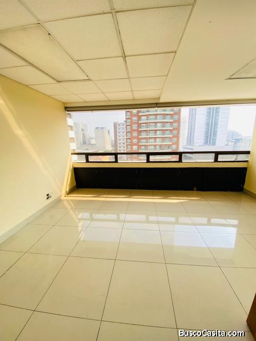 Alquilo Oficina en zona 1o Geminis 10
