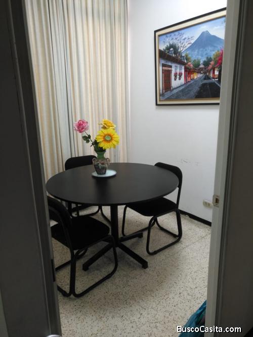 En renta, Citymax Antigua ofrece oficina en zona 10.