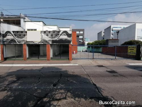 Propiedad comercial en renta en zona 9, con local y oficinas