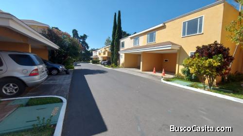 SE VENDE CASA EN BOSQUES DE SAN MARINO, CONDOMINIO VERONA EN SAN CRISTOBAL, ZONA 8 DE MIXCO