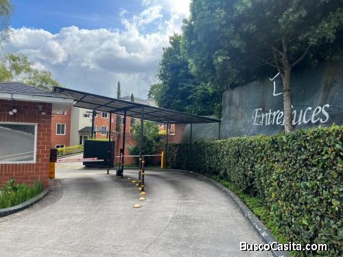 Apartamento en Renta, Condominio Villas Entreluces, Carretera a Piedra Parada, Santa Catar