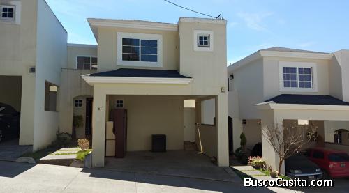 Vendo casa en ARRAZOAL - CAES