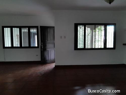 En renta , Citymax Antigua ofrece casa en condominio en Jocotenango