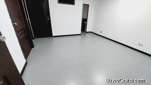 Bella Oficina en Renta En Zona 13