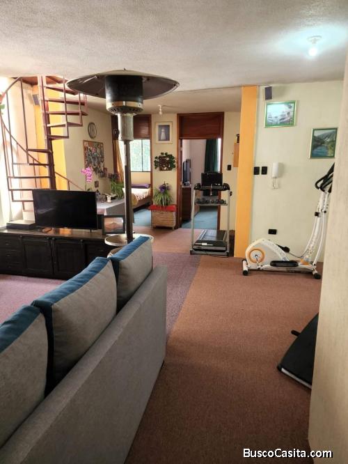 Vendo linda casa en Las Hojarascas Zona 1 Mixco