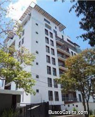 SE VENDE O RENTA APARTAMENTO EN EDIFICIO MIDORI ZONA 15 EN VH1