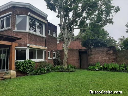 Casa en Renta  Bouganvilias de Cayala zona 16