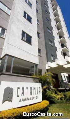 Apartamento en Renta edificio Catania, Zona 14