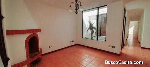 Casa en venta en condominio Choacorral en #SanLucasSacatepequez