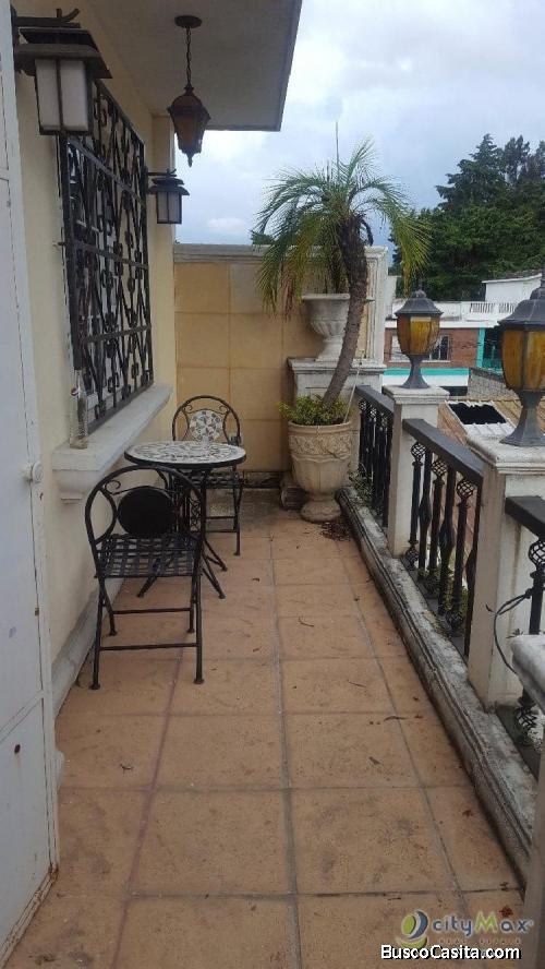 Casa en Venta en Valles del Sol zona 4 Mixco 400 6 habitaciones