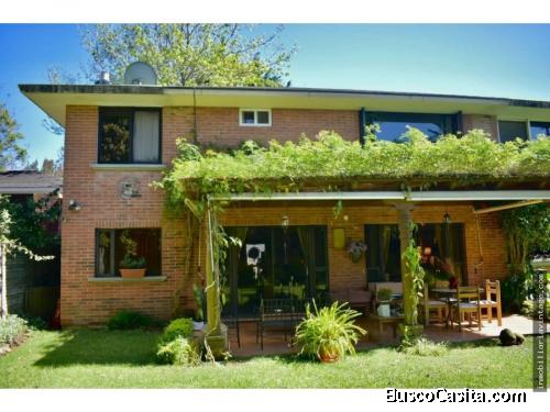 CASA EN VENTA CARRETERA A EL SALVADOR KM 18.5