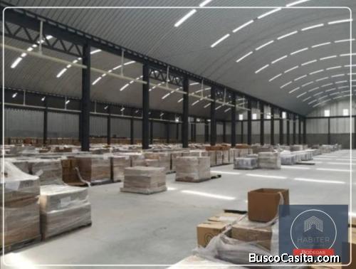 RENTO NAVE EN CONSTRUCCION 15,000 MTS. CARRETERA SALVADOR