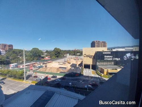 OFICINA EN VENTA O RENTA EN ZONA 10 DESING CENTER