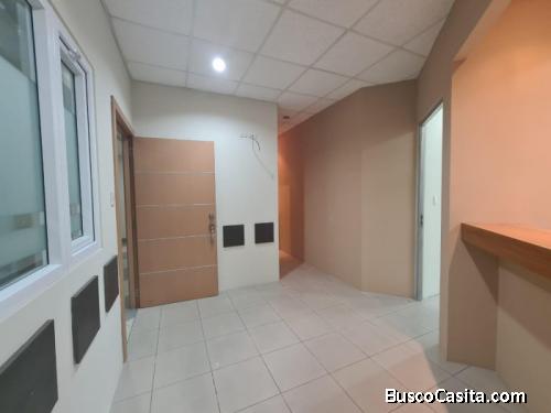 #RENTA DE #OFICINA EN EDIFICIO MÉDICO DE ZONA 10