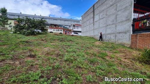 EN VENTA  TERRENO EN AREA RESIDENCIAL ZONA 2 MIXCO