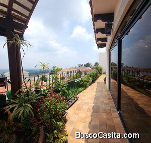 CASA DE UN NIVEL EN VENTA EN CONDOMINIO CERCA DE LA UNIS FRAIJANES