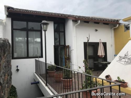 Vendo casa en Antigua Guatemala