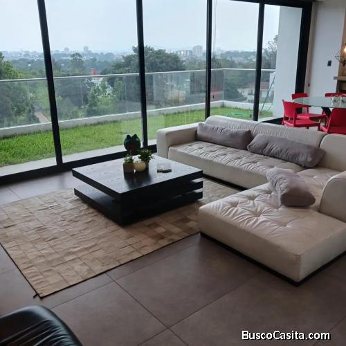 Apartamento Amueblado en Renta Zona 16 