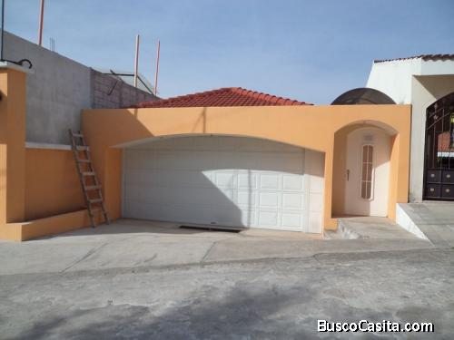 Vendo Casa con 270.00m2 en San Cristobal  LOMA REAL